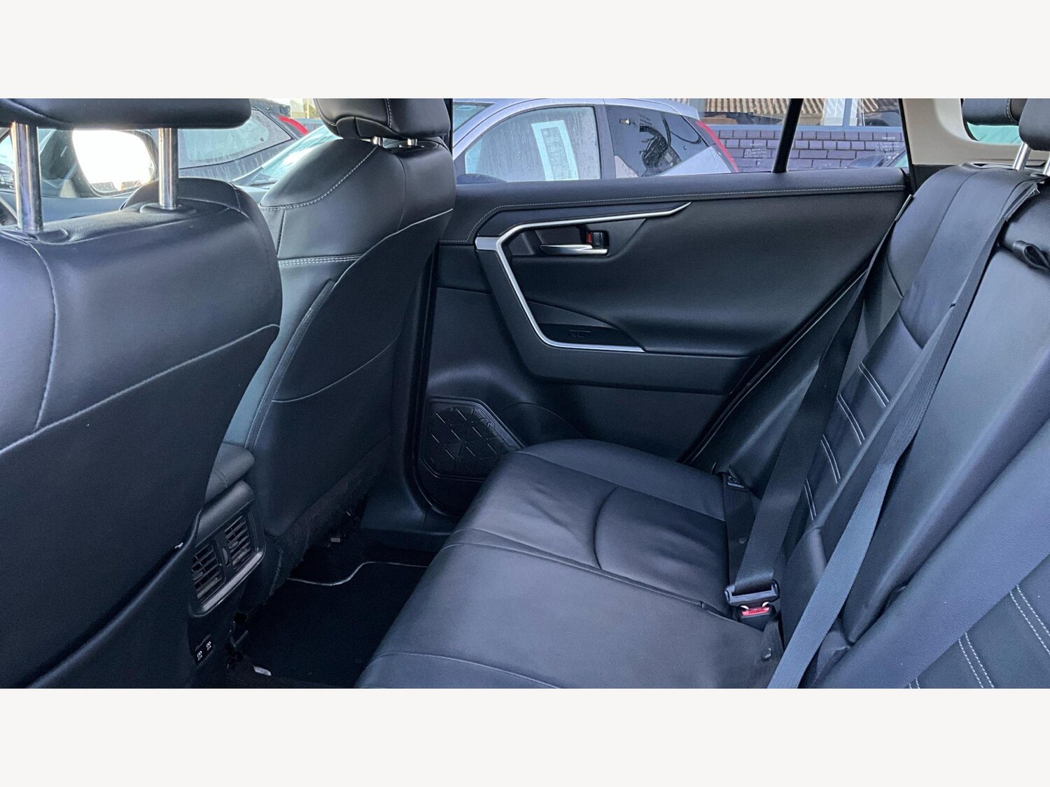 Used Toyota RAV4 2020 for sale - 75927470: Photo 15