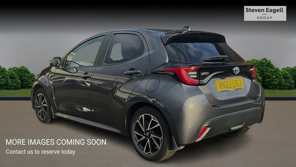 Used Toyota Yaris 2022 for sale - 76174803: Photo 2