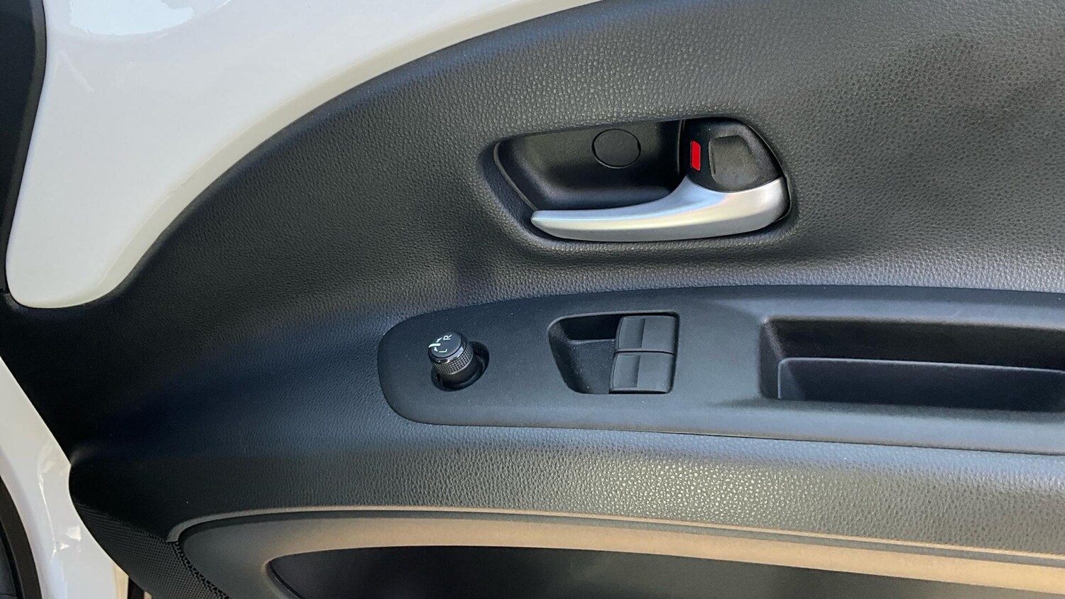 Used Toyota Aygo X for sale - 77344026: Photo 44