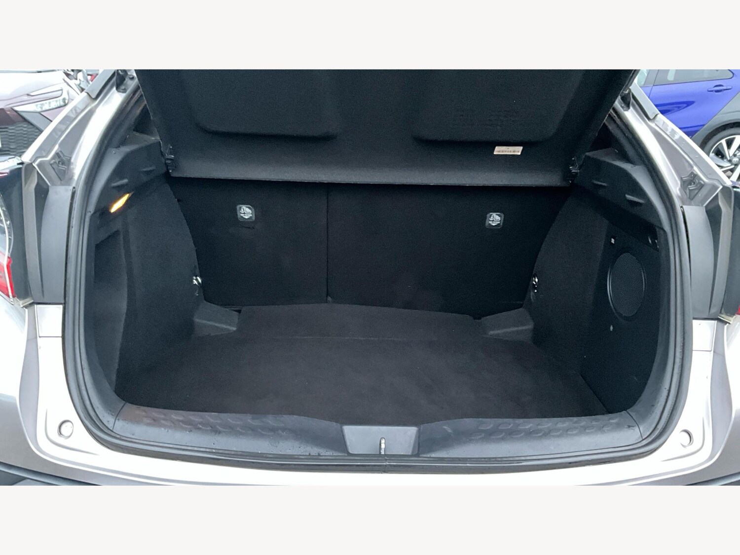 Used Jaguar XE 2019 for sale - 77203663: Photo 16