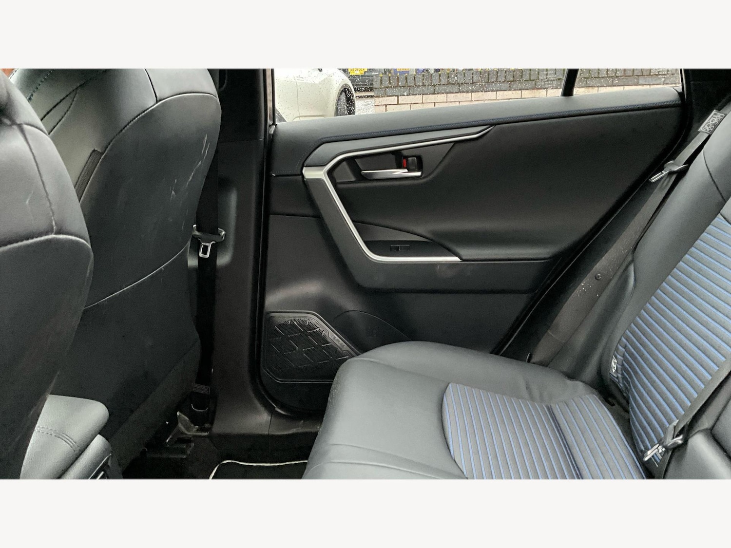 Used Toyota RAV4 2022 for sale - 77331062: Photo 15