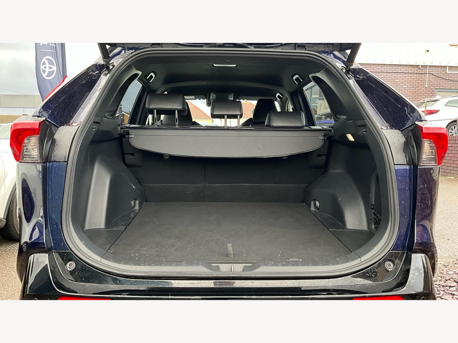 Used Toyota RAV4 2022 for sale - 77331062: Photo 16