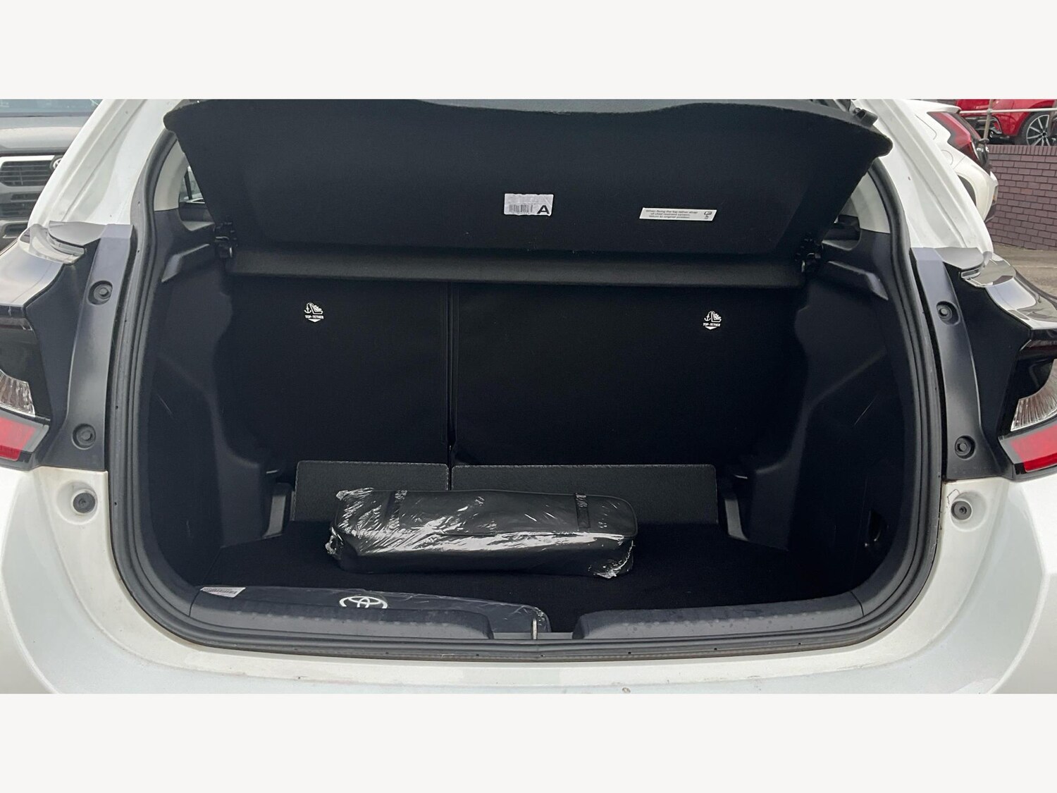 Used Toyota Yaris 2023 for sale - 77468659: Photo 16