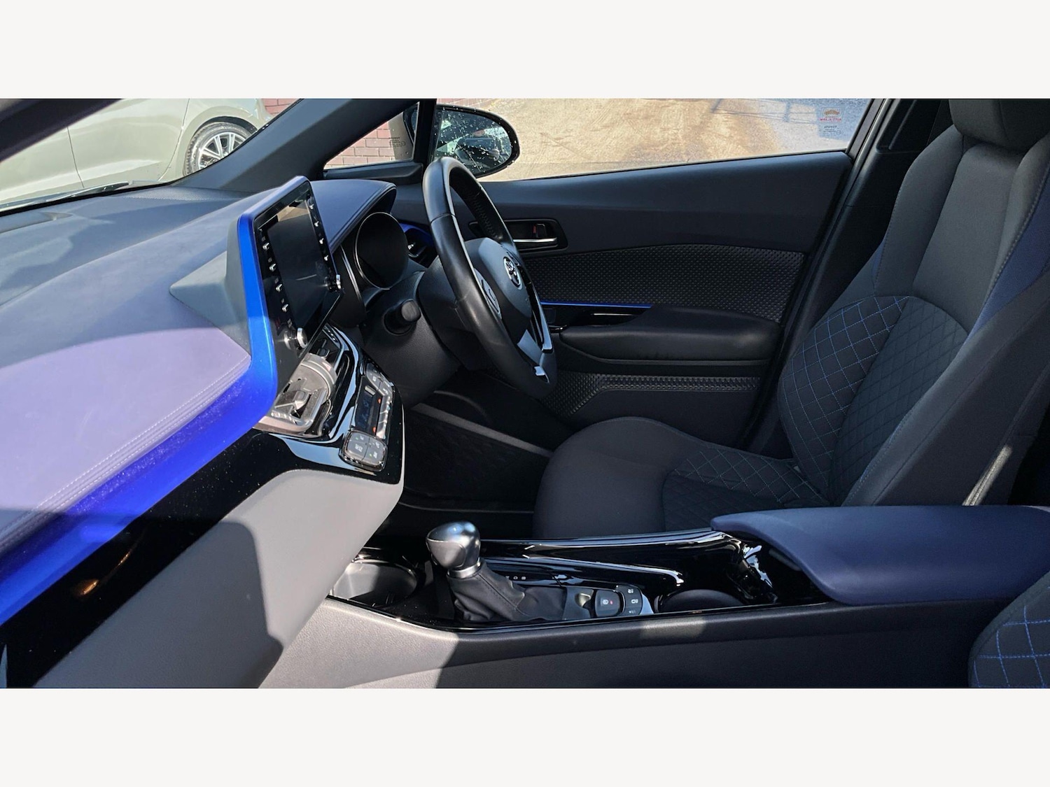 Used Toyota C-HR for sale - 77705296: Photo 12