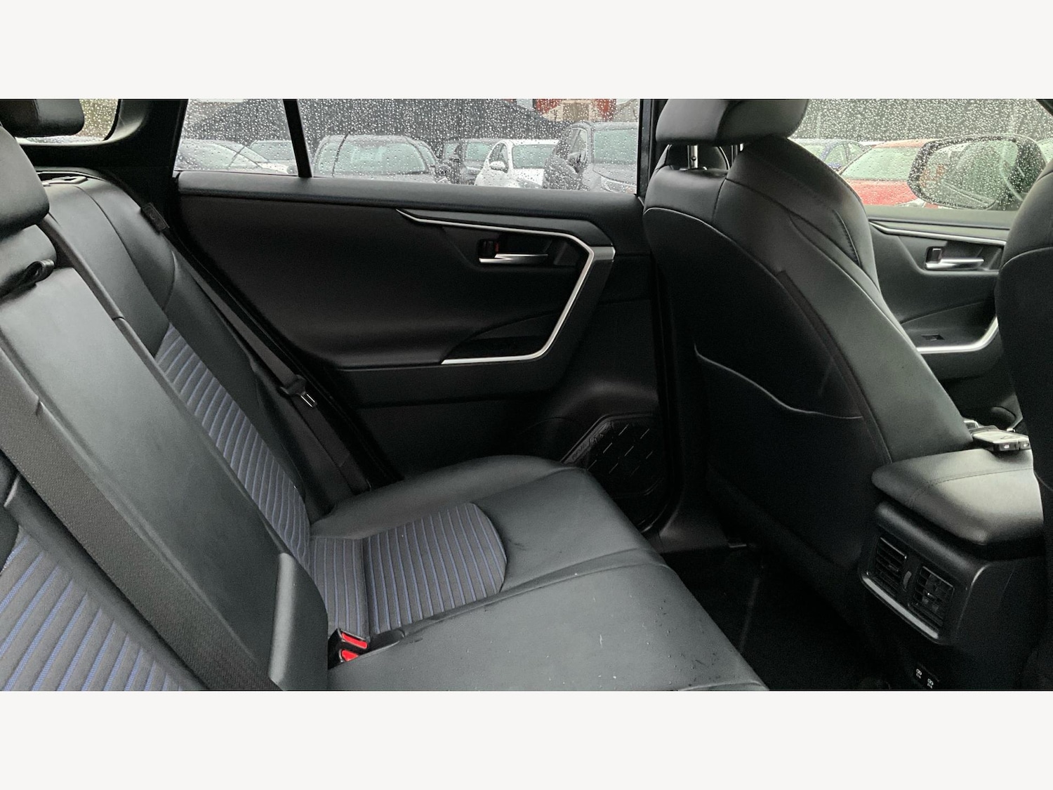 Used Toyota RAV4 2020 for sale - 76608354: Photo 14