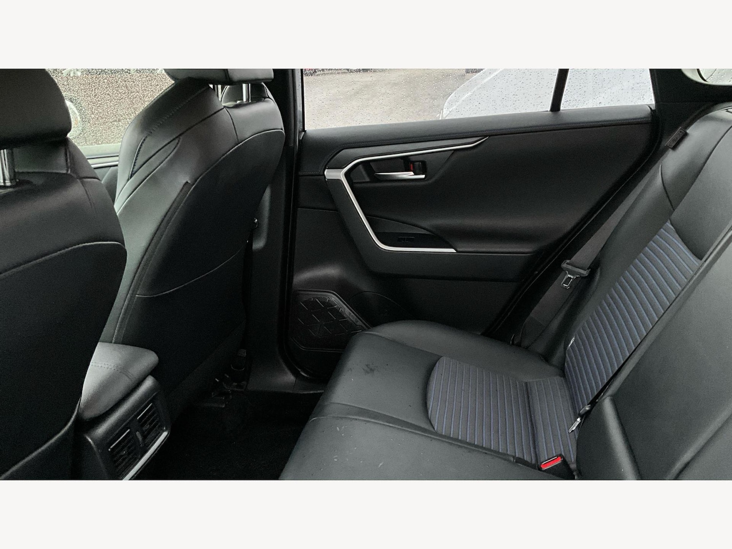 Used Toyota RAV4 2020 for sale - 76608354: Photo 15