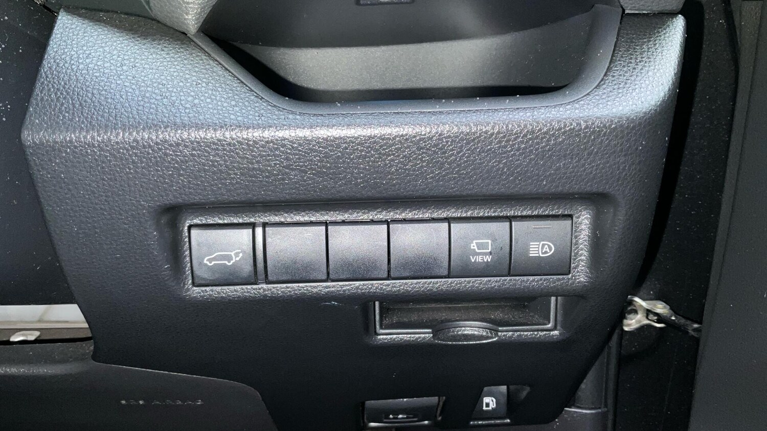 Used Toyota RAV4 2020 for sale - 76608354: Photo 50