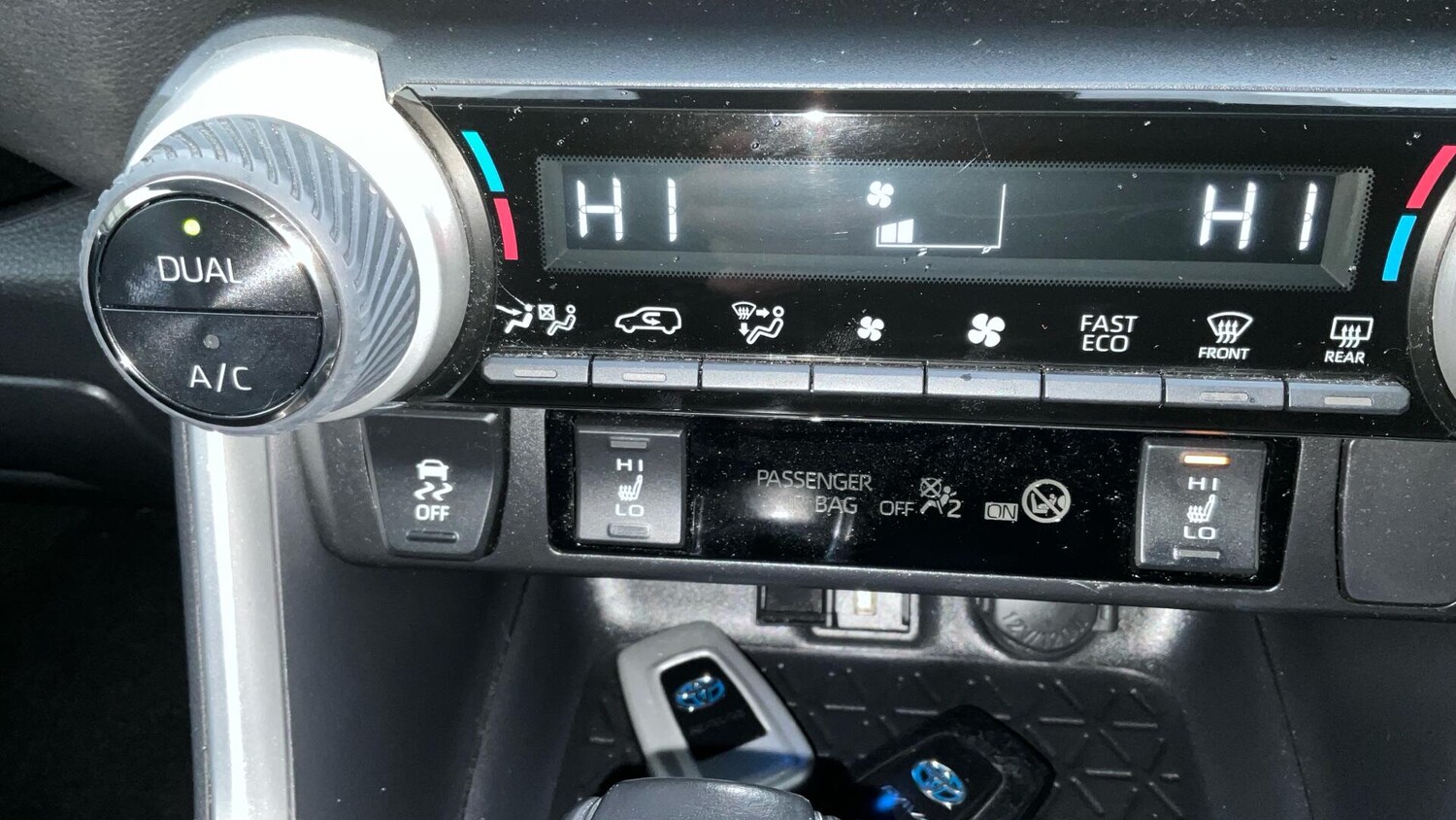 Used Toyota RAV4 2020 for sale - 76608354: Photo 61