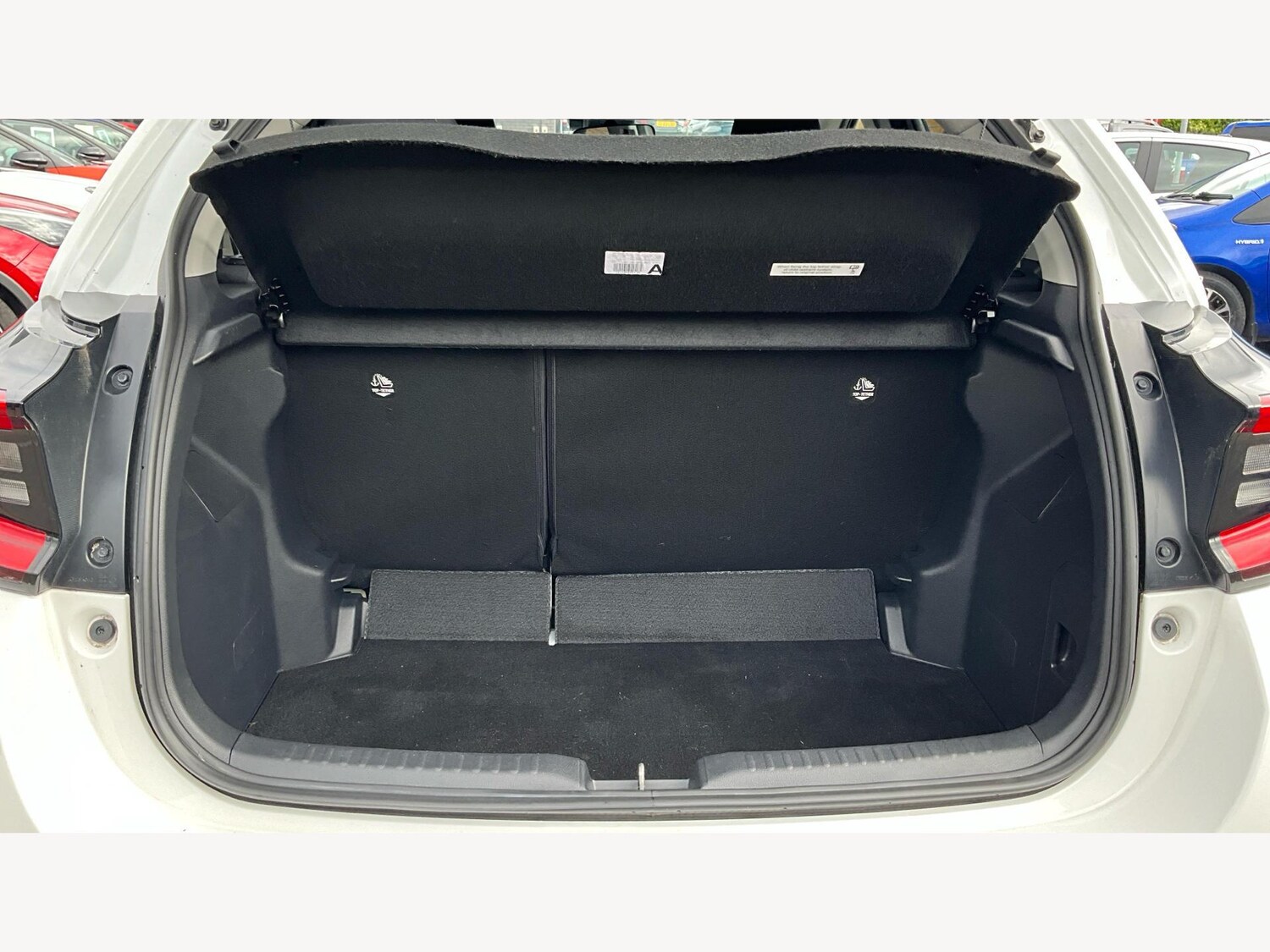 Used Toyota Yaris 2023 for sale - 76227163: Photo 16