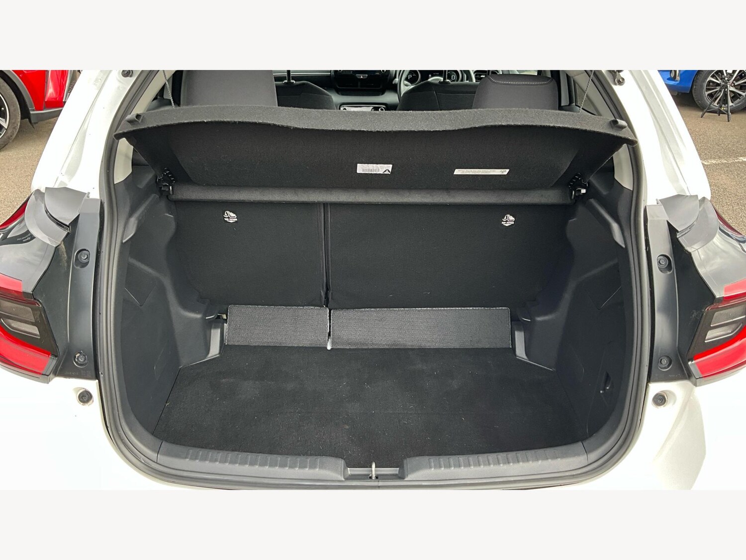 Used Toyota Yaris 2023 for sale - 76227163: Photo 23