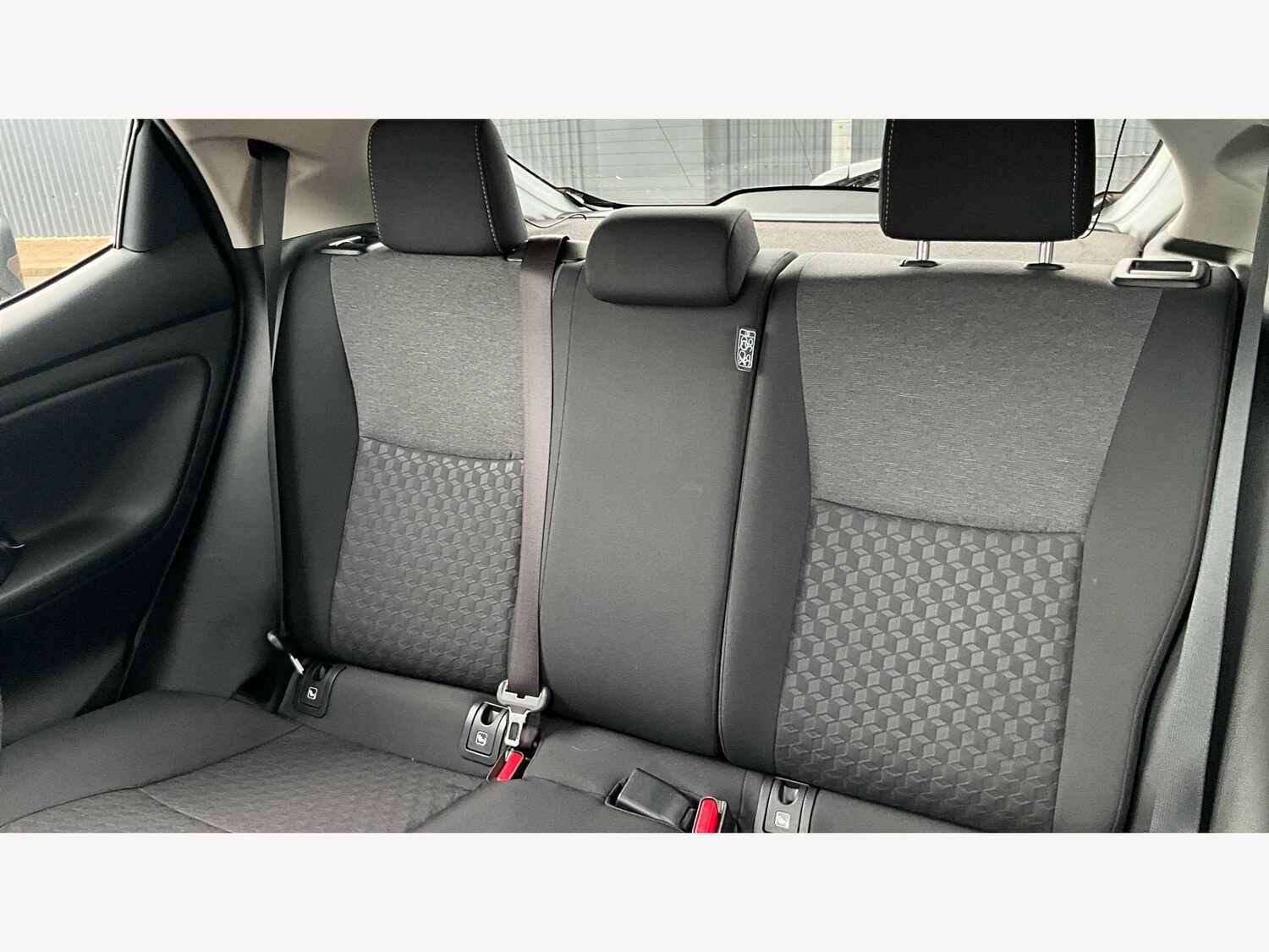 Used Toyota Yaris 2023 for sale - 76227163: Photo 26