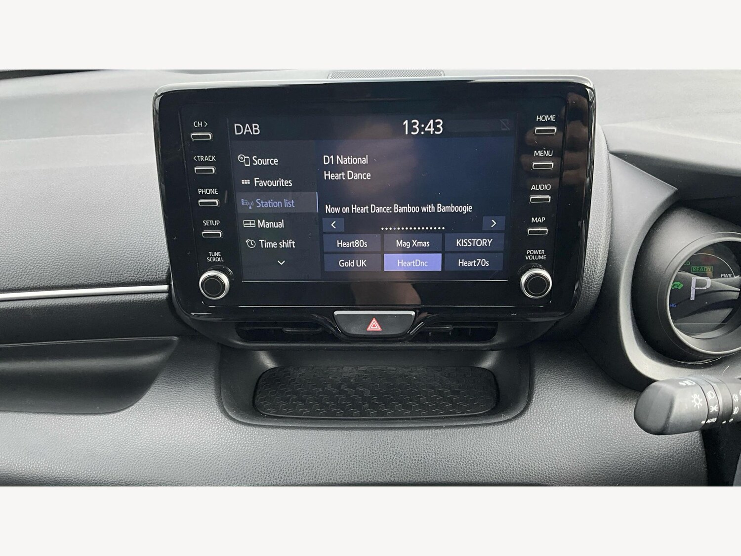 Used Toyota Yaris 2023 for sale - 76227163: Photo 32