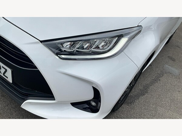 Used Toyota Yaris 2023 for sale - 76227163: Photo 41