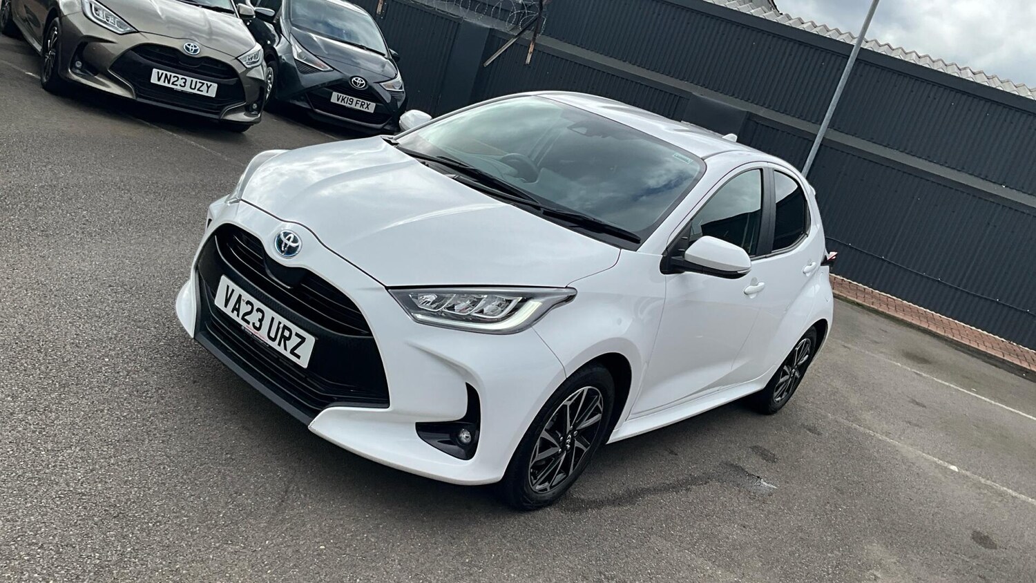 Used Toyota Yaris 2023 for sale - 76227163: Photo 42