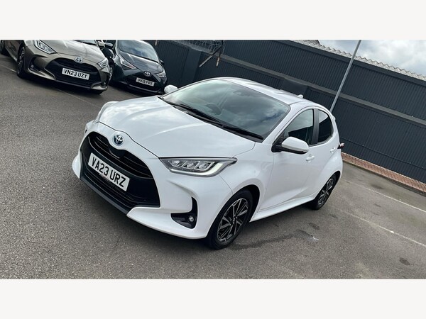 Used Toyota Yaris 2023 for sale - 76227163: Photo 42