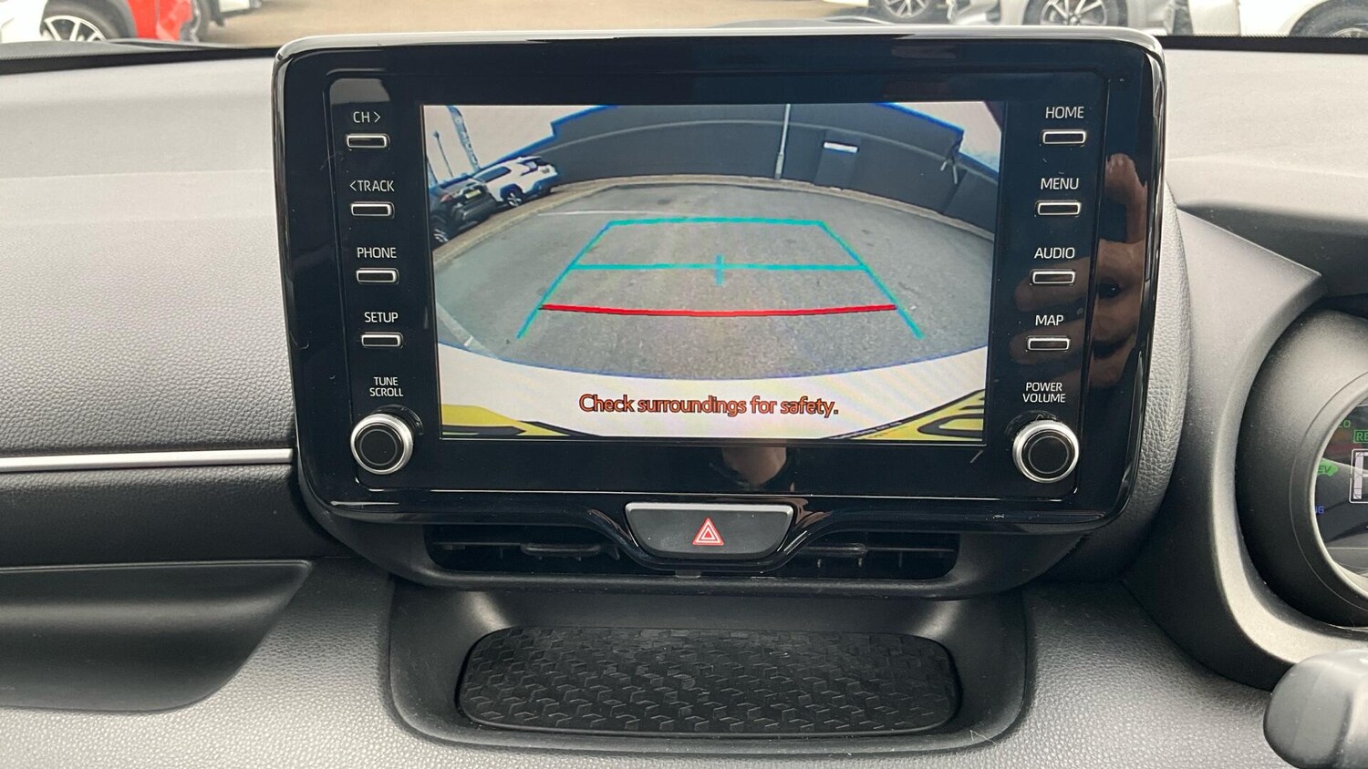 Used Toyota Yaris 2023 for sale - 76227163: Photo 47