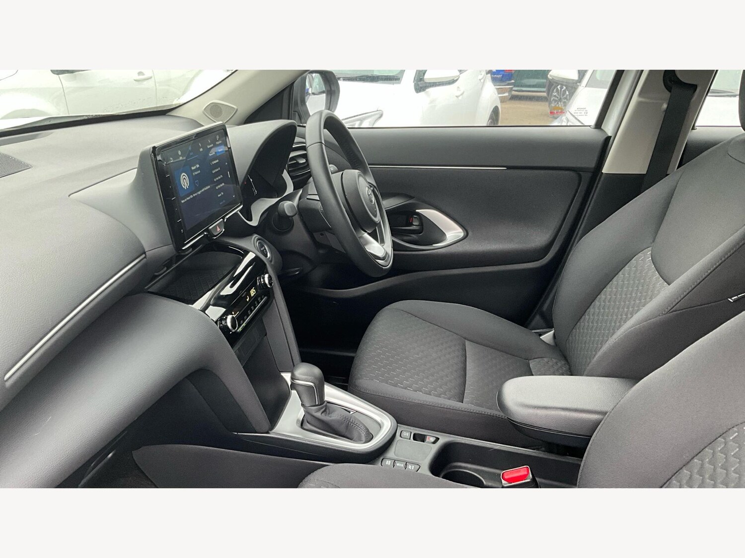 Used Toyota Yaris Cross 2024 for sale - 76175100: Photo 12