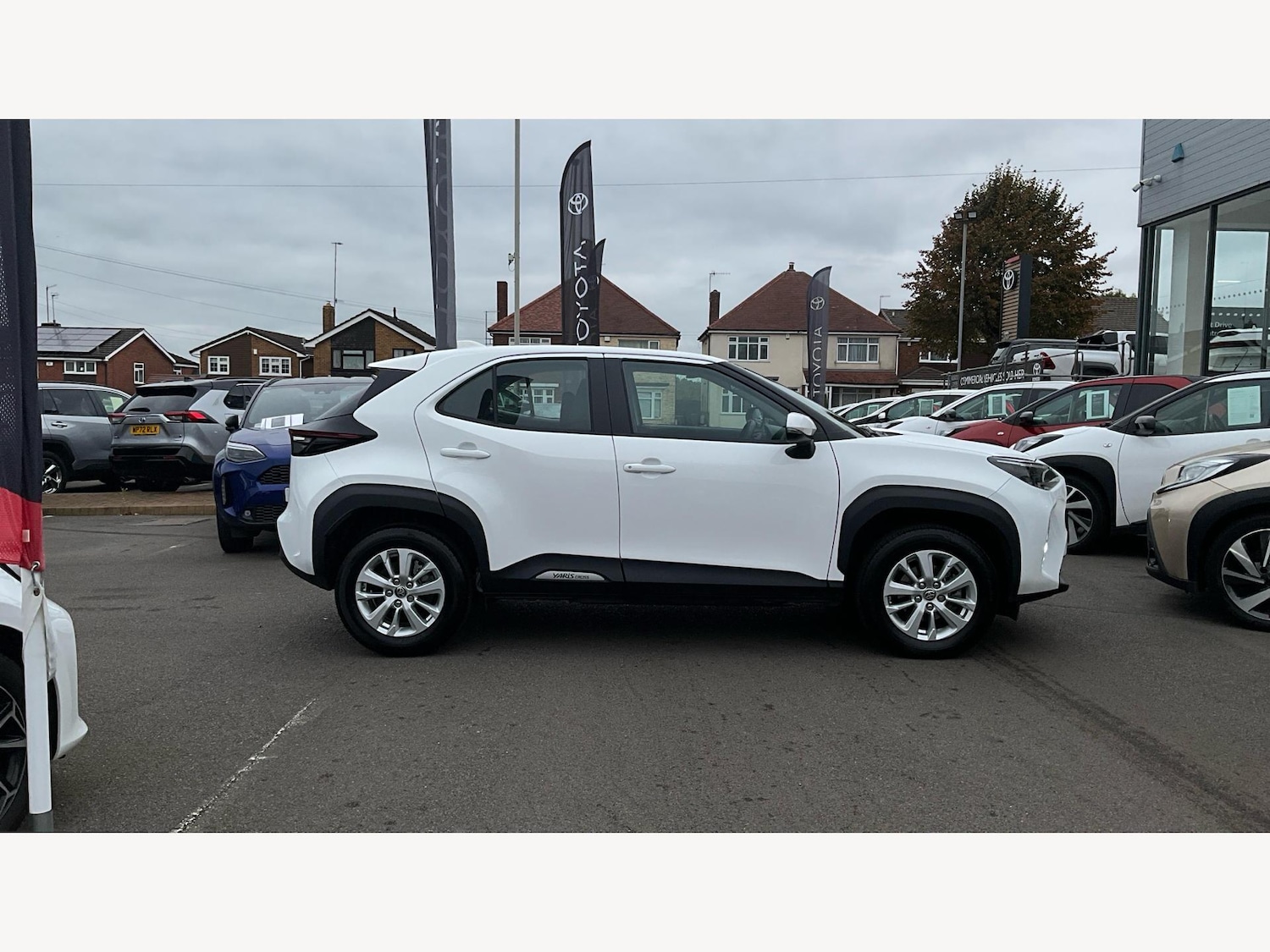 Used Toyota Yaris Cross 2024 for sale - 76175100: Photo 18