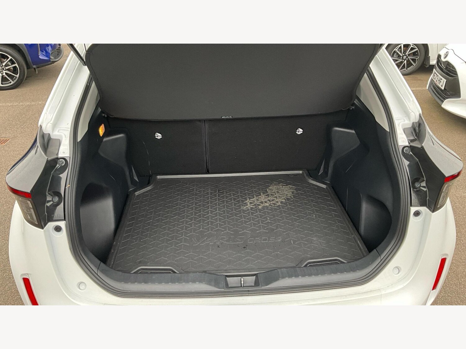 Used Toyota Yaris Cross 2024 for sale - 76175100: Photo 23