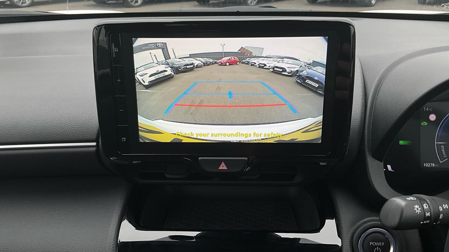 Used Toyota Yaris Cross 2024 for sale - 76175100: Photo 33