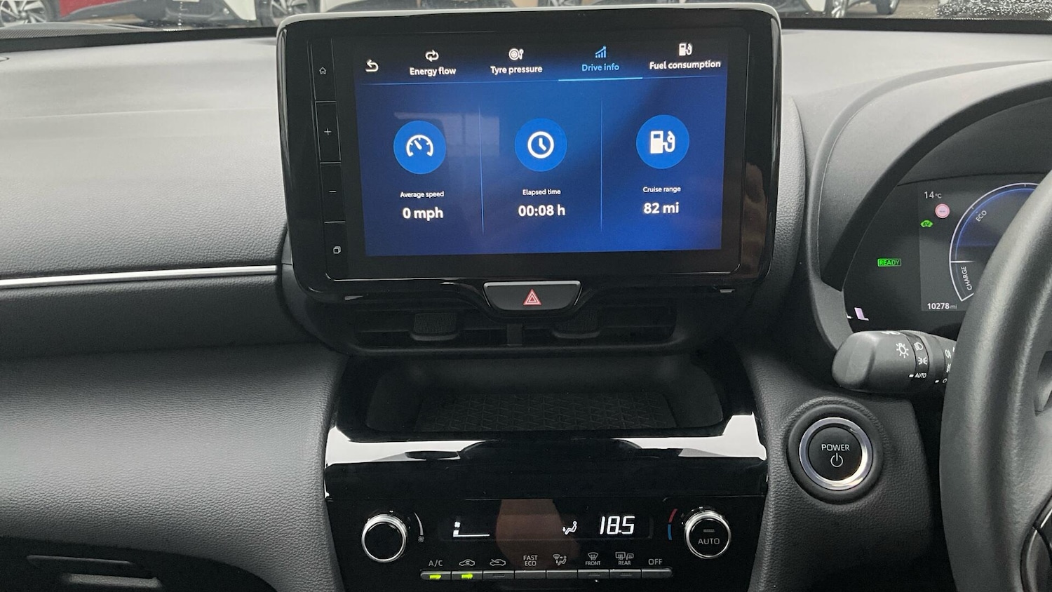 Used Toyota Yaris Cross 2024 for sale - 76175100: Photo 38