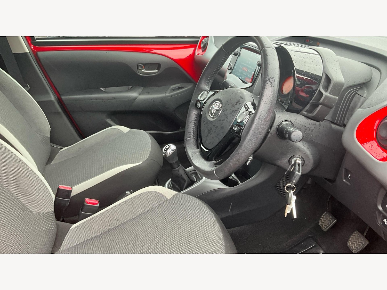 Used Toyota AYGO 2021 for sale - 76608355: Photo 13