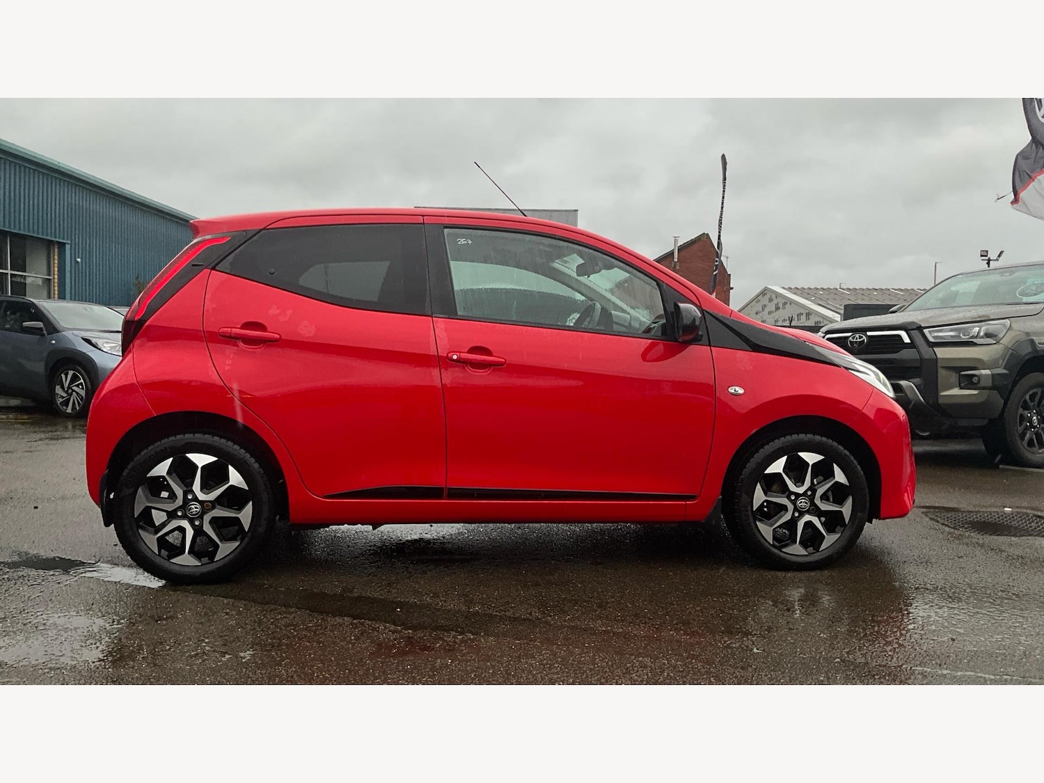 Used Toyota AYGO 2021 for sale - 76608355: Photo 18