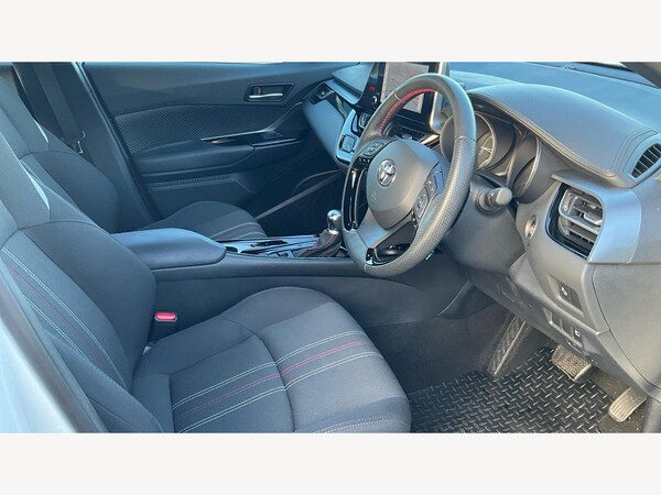 Used Toyota C-HR 2023 for sale - 76189549: Photo 13