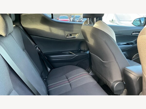 Used Toyota C-HR 2023 for sale - 76189549: Photo 14