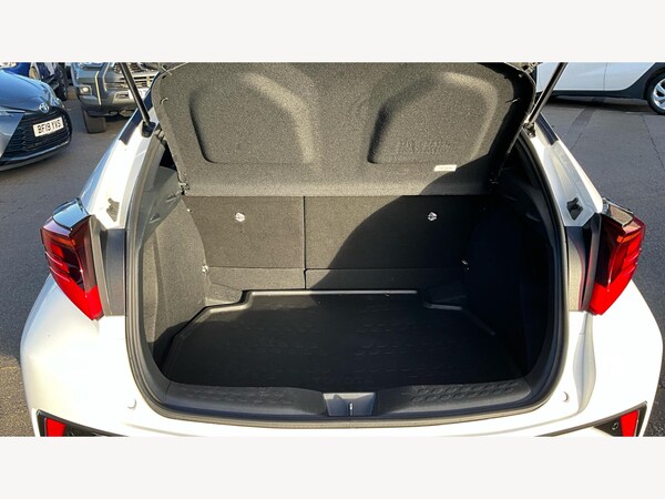 Used Toyota C-HR 2023 for sale - 76189549: Photo 23