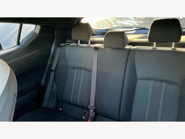 Used Toyota C-HR 2023 for sale - 76189549: Photo 25