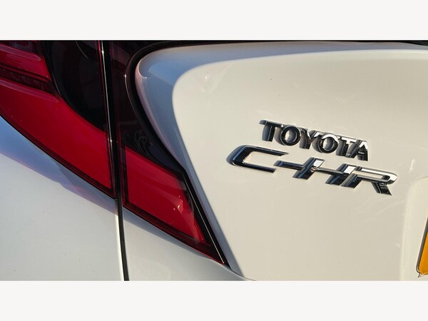 Used Toyota C-HR 2023 for sale - 76189549: Photo 27