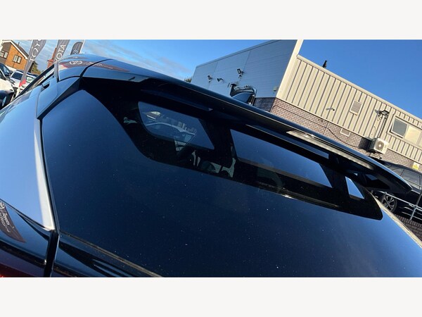 Used Toyota C-HR 2023 for sale - 76189549: Photo 28