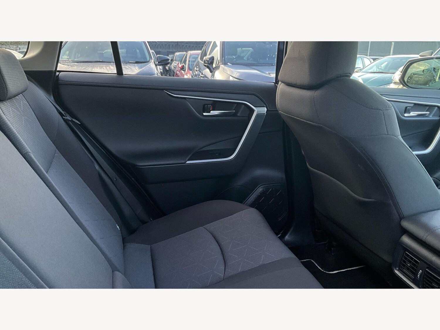 Used Toyota RAV4 for sale - 76728810: Photo 14