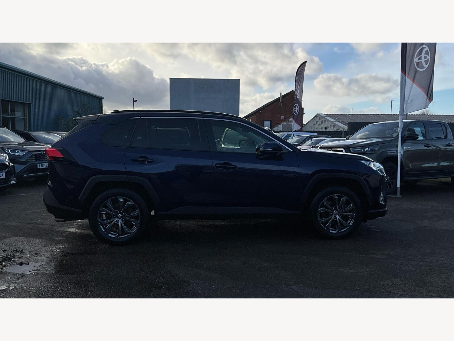 Used Toyota RAV4 for sale - 76728810: Photo 18