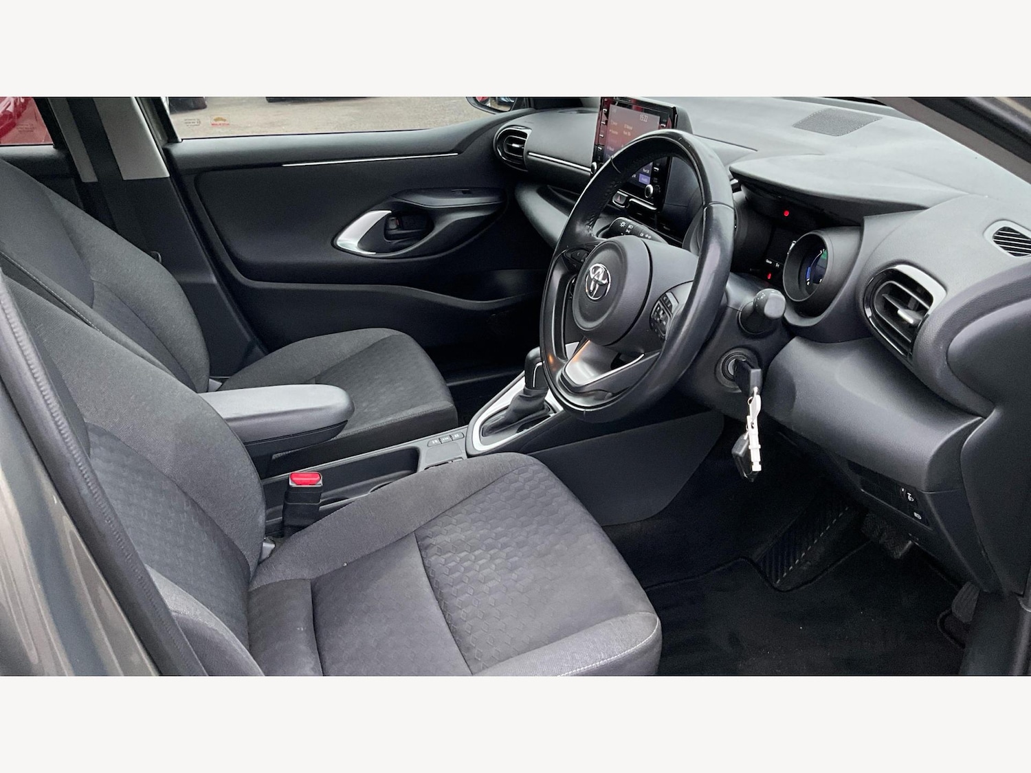Used Toyota Yaris 2022 for sale - 77343955: Photo 13