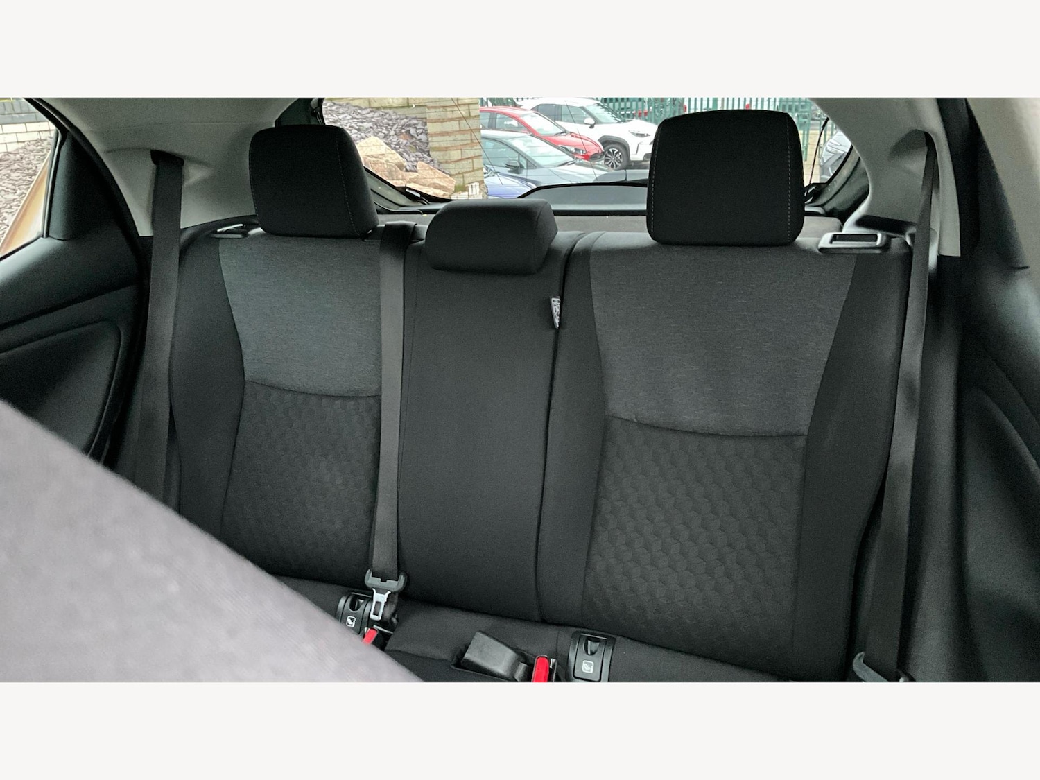 Used Toyota Yaris 2022 for sale - 77343955: Photo 26