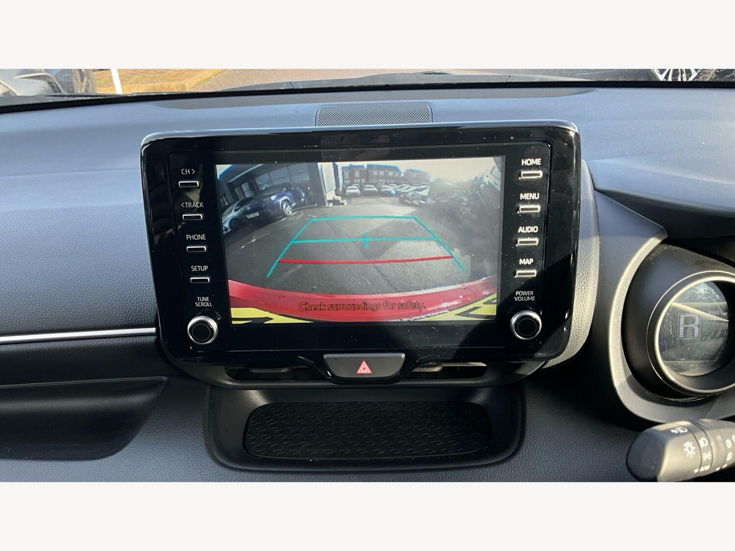 Used Toyota Yaris 2023 for sale - 78170221: Photo 33