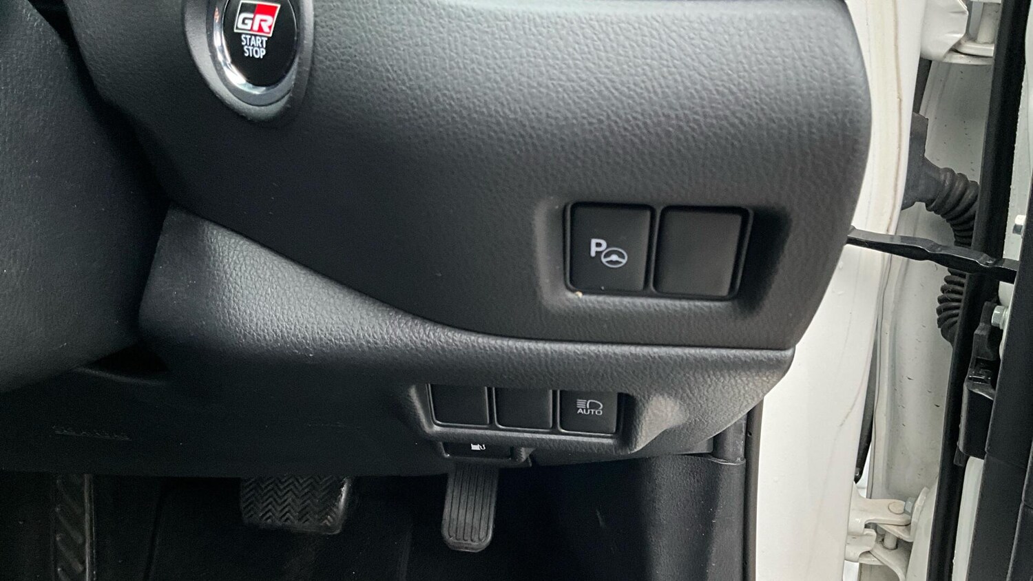 Used Toyota C-HR for sale - 78033621: Photo 35