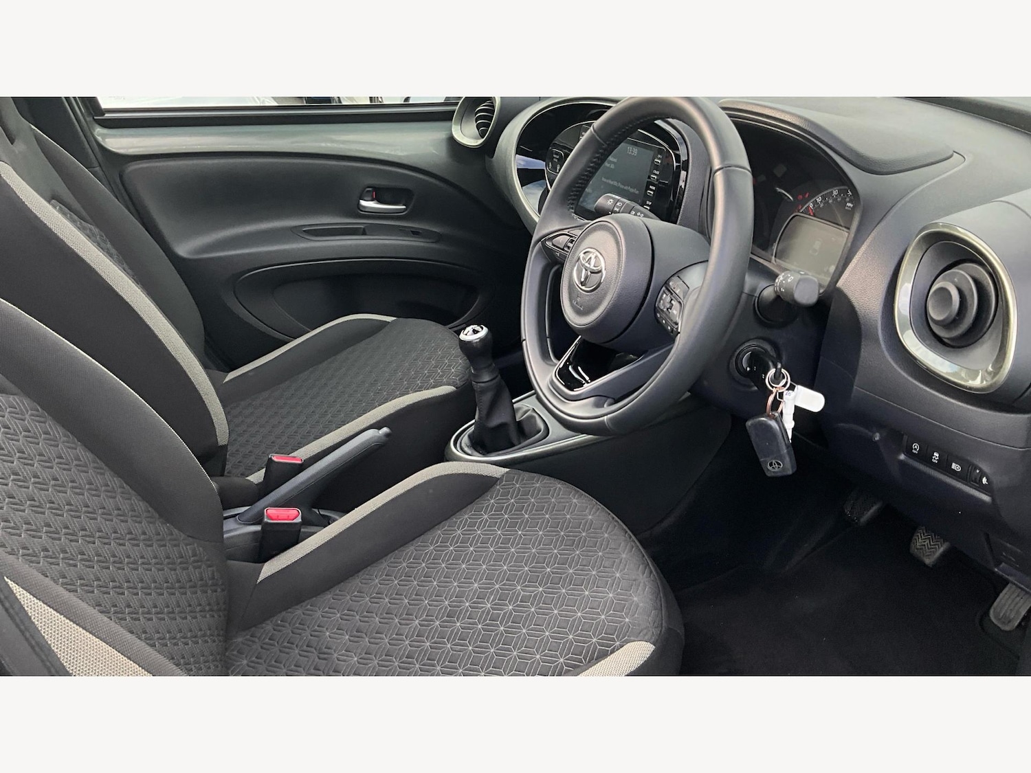 Used Toyota Aygo X 2022 for sale - 77646736: Photo 13