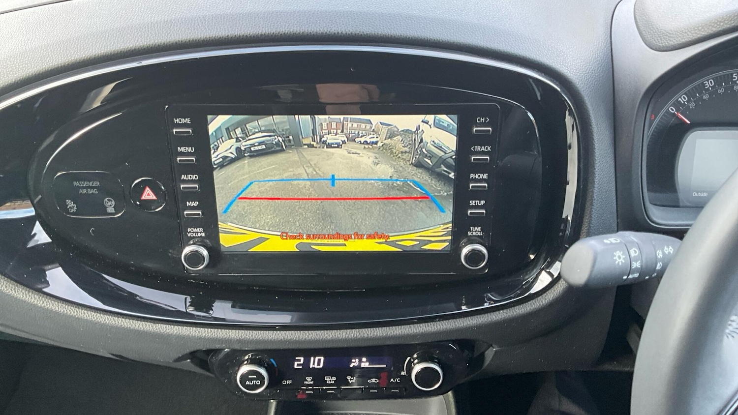 Used Toyota Aygo X 2022 for sale - 77646736: Photo 33