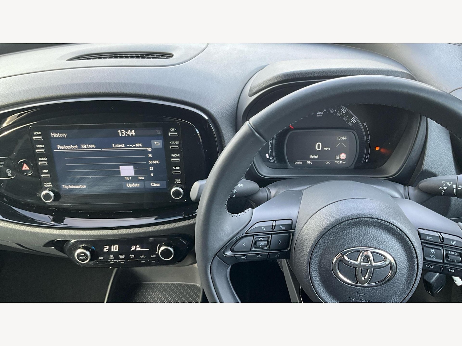 Used Toyota Aygo X 2022 for sale - 77646736: Photo 7