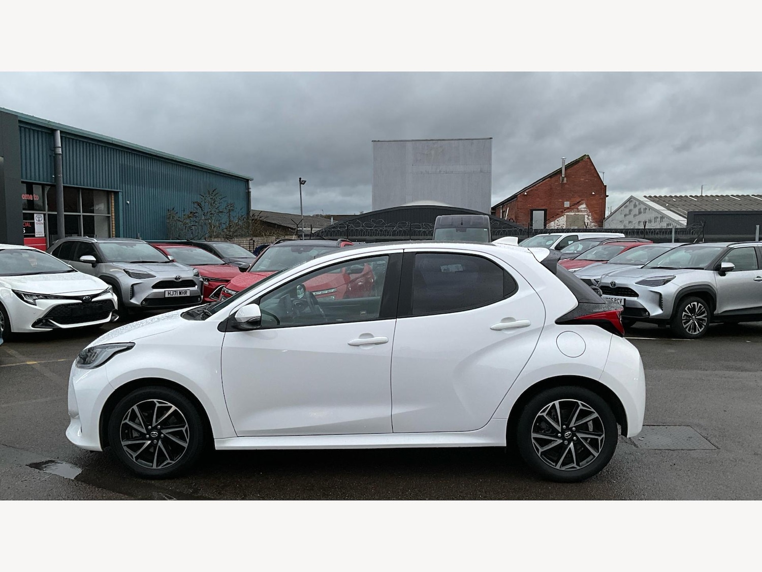 Used Toyota Yaris 2022 for sale - 76633754: Photo 19