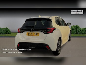 Used Toyota Yaris 2022 for sale - 76633754: Photo