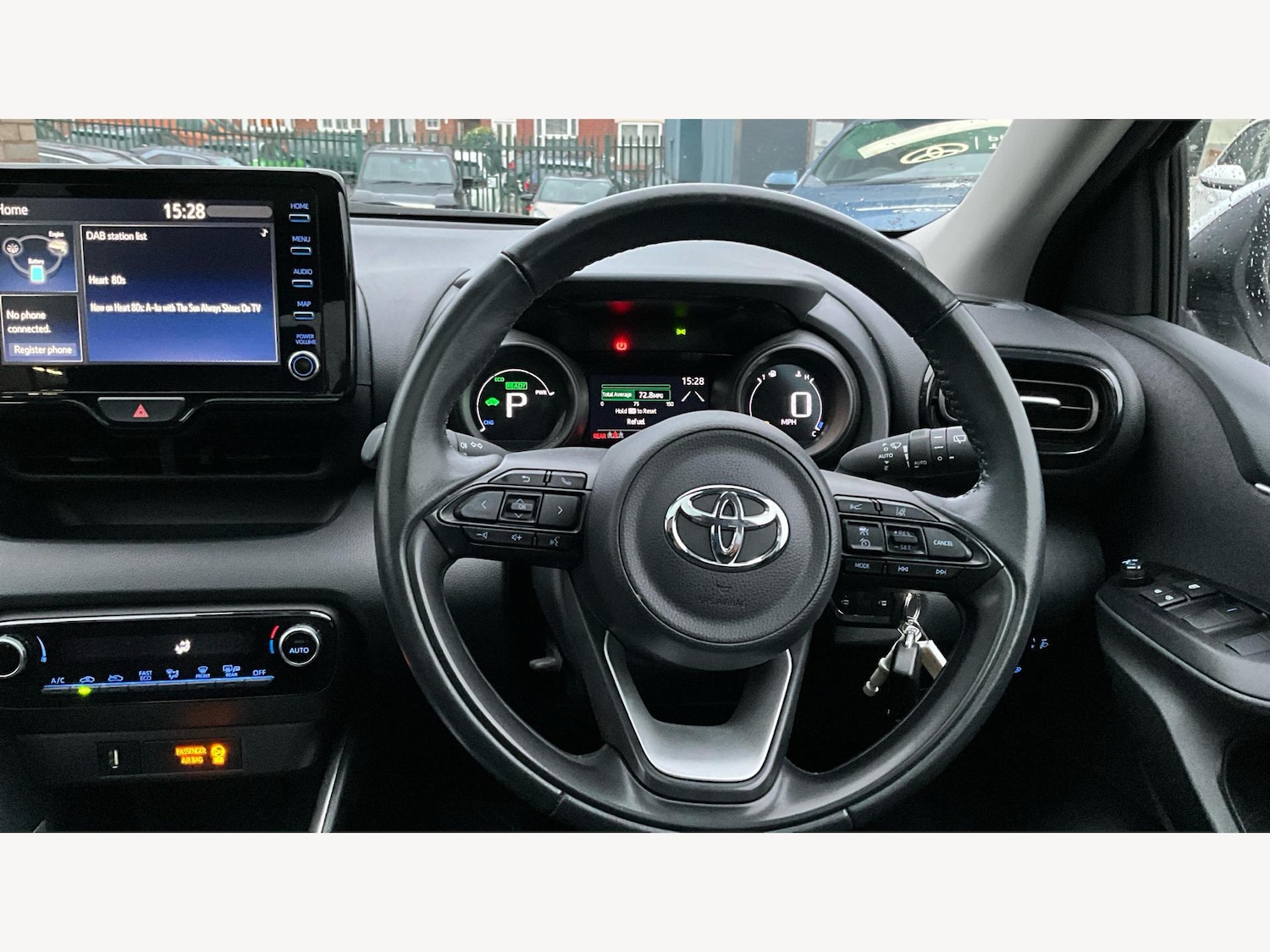 Used Toyota Yaris 2022 for sale - 76633754: Photo 8