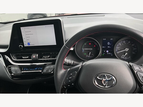 Used Toyota C-HR 2022 for sale - 76175347: Photo 10