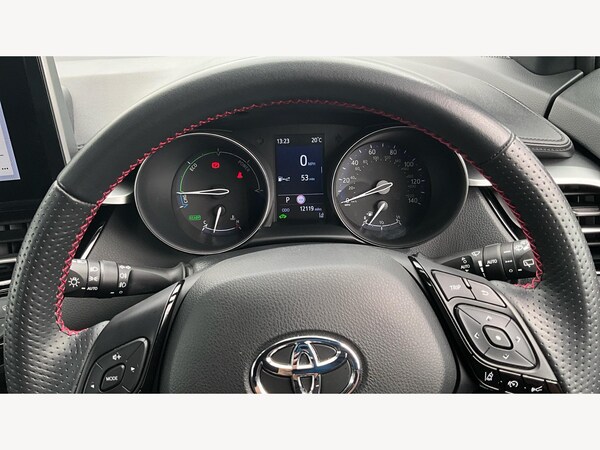Used Toyota C-HR 2022 for sale - 76175347: Photo 11