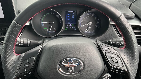 Used Toyota C-HR 2022 for sale - 76175347: Photo 62
