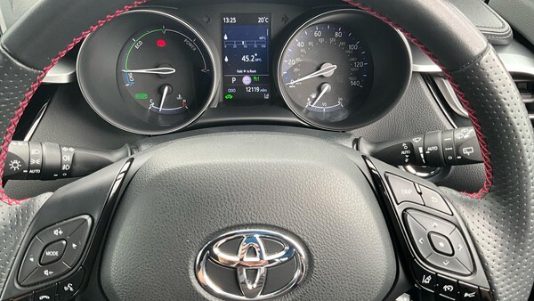 Used Toyota C-HR 2022 for sale - 76175347: Photo 65