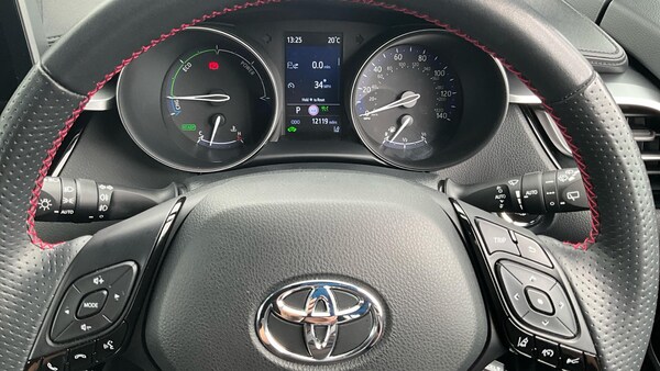 Used Toyota C-HR 2022 for sale - 76175347: Photo 66